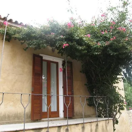 Semesterbostad Casa Eleonora