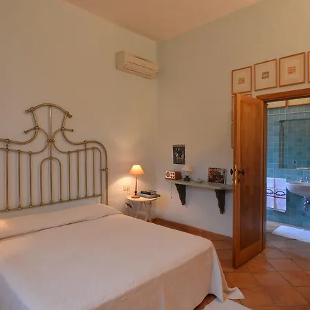 Casa Eleonora Semesterbostad San Pantaleo
